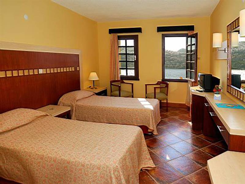 Green Beach Resort Гюндоган Экстерьер фото