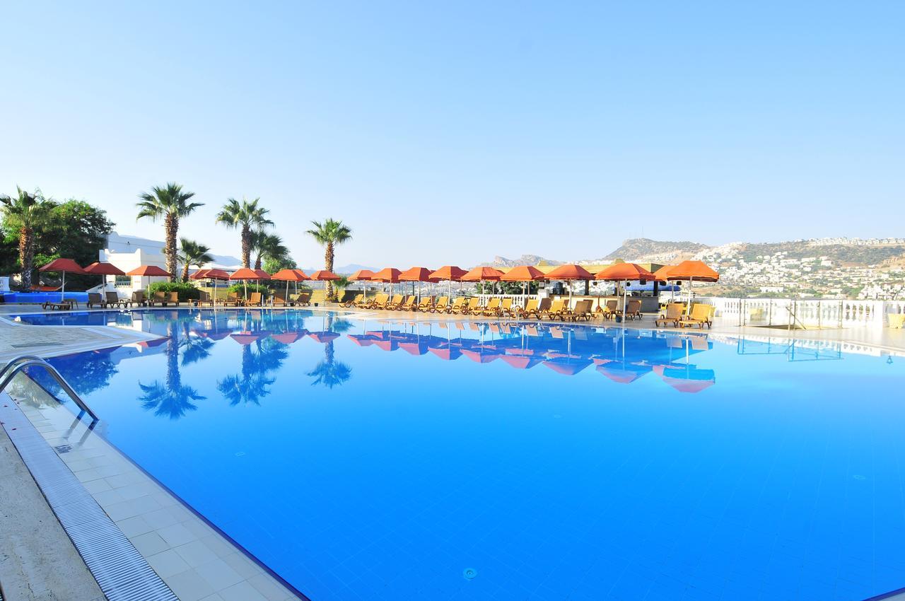 Green Beach Resort Гюндоган Экстерьер фото