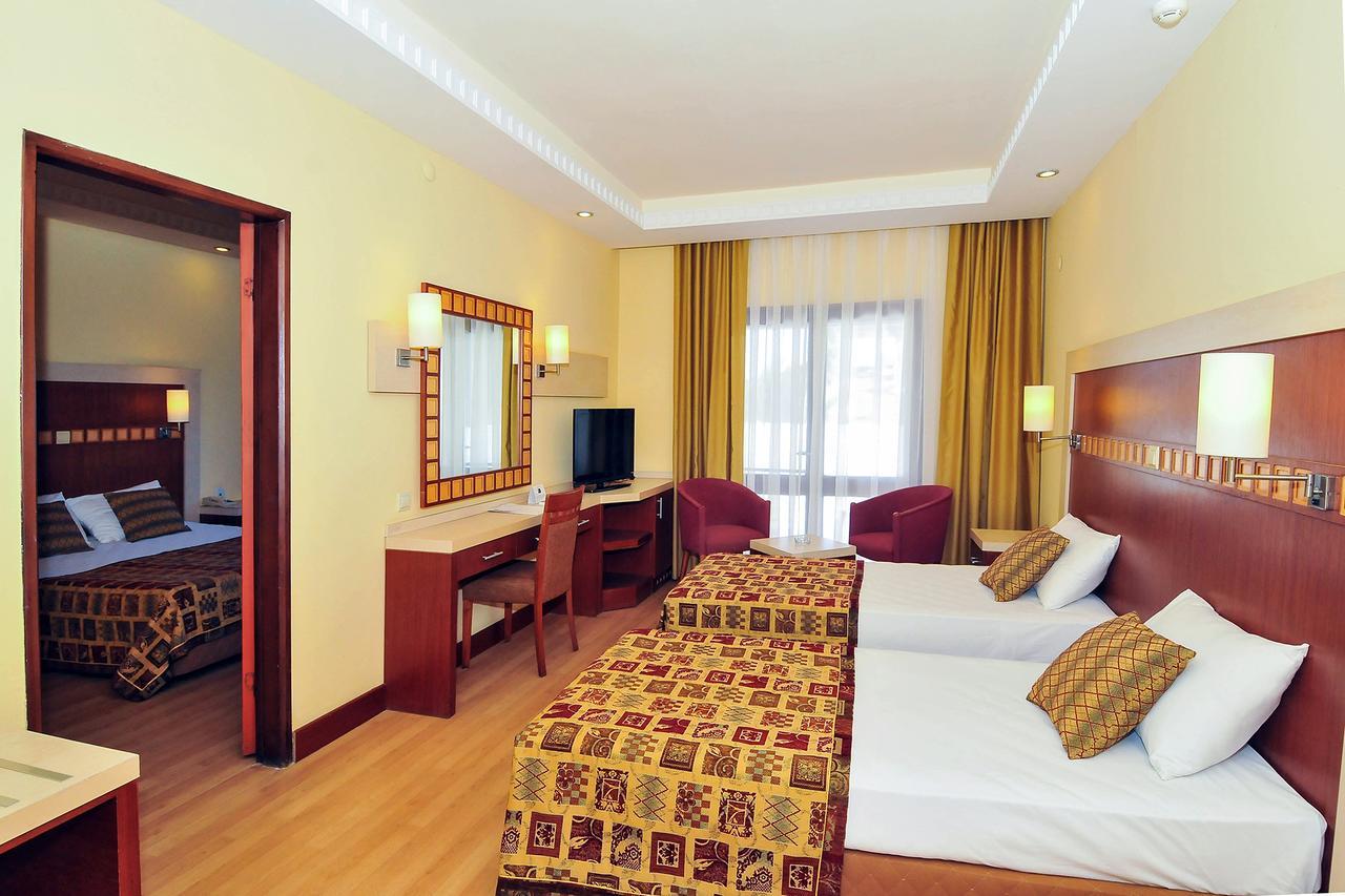 Green Beach Resort Гюндоган Экстерьер фото