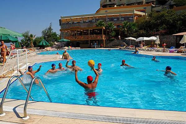 Green Beach Resort Гюндоган Экстерьер фото