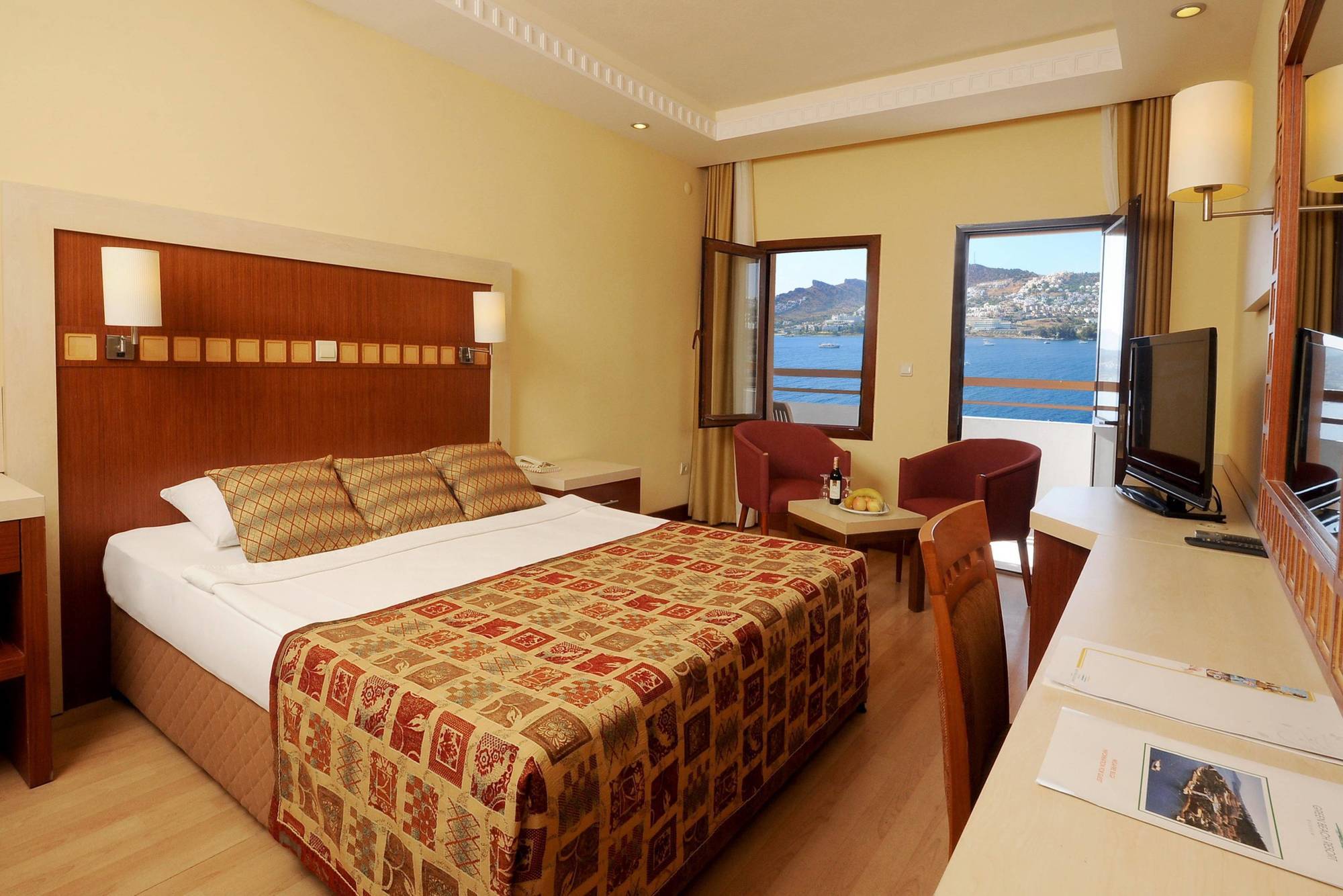 Green Beach Resort Гюндоган Экстерьер фото